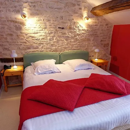 Logis De La Fontaine Hotel 2*
