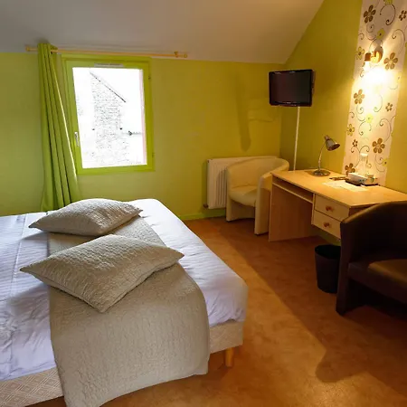 Hotel De La Fontaine 2*