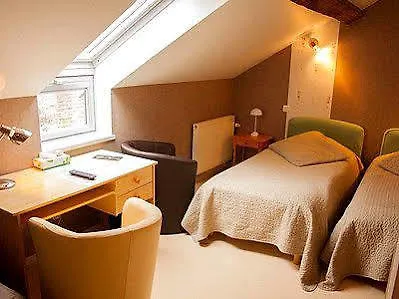 Logis De La Fontaine 2*